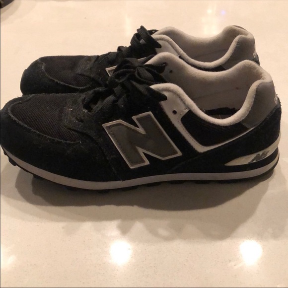 black suede new balance 574